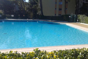 Studio avec piscine à 15mn de Cannes